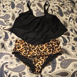 SHEIN Black and Leopard Print Bikini